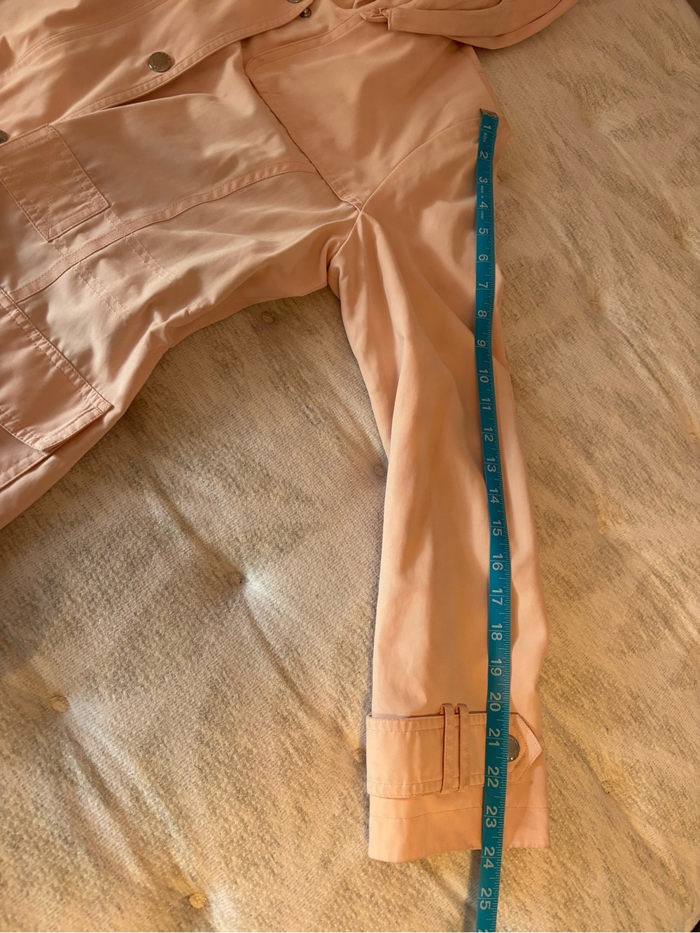 DKNY Women's Hooded Light Pink Rain Jacket - Picture 9 of 9